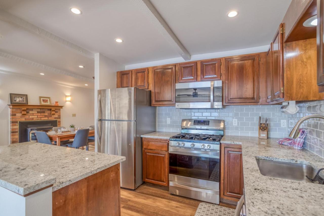 Regatta Park Lake House Lincoln Exterior foto