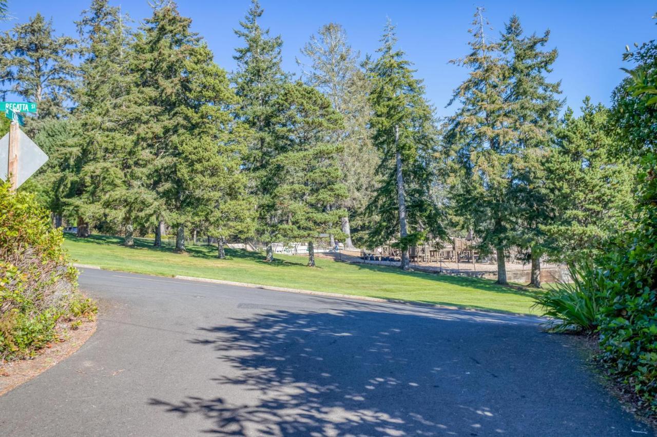 Regatta Park Lake House Lincoln Exterior foto